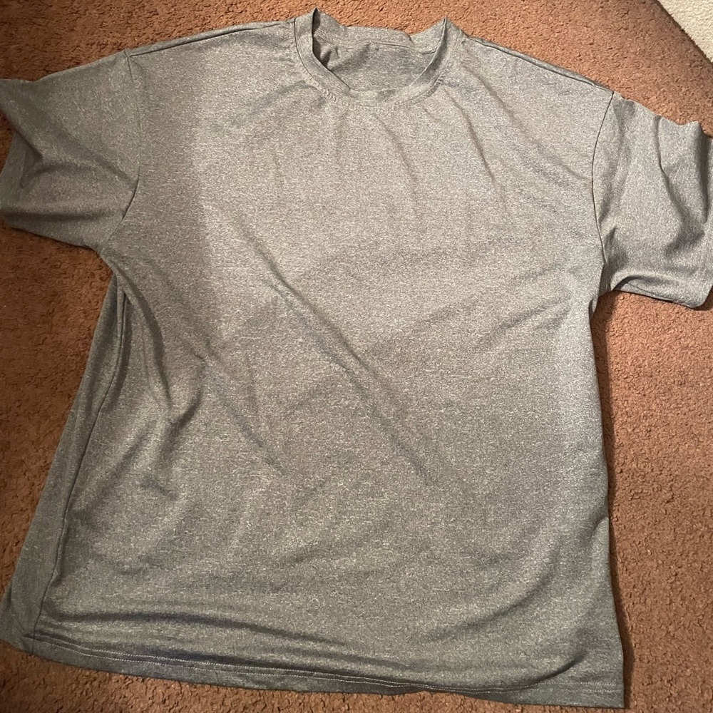 Men's Gray T-Shirt Performance